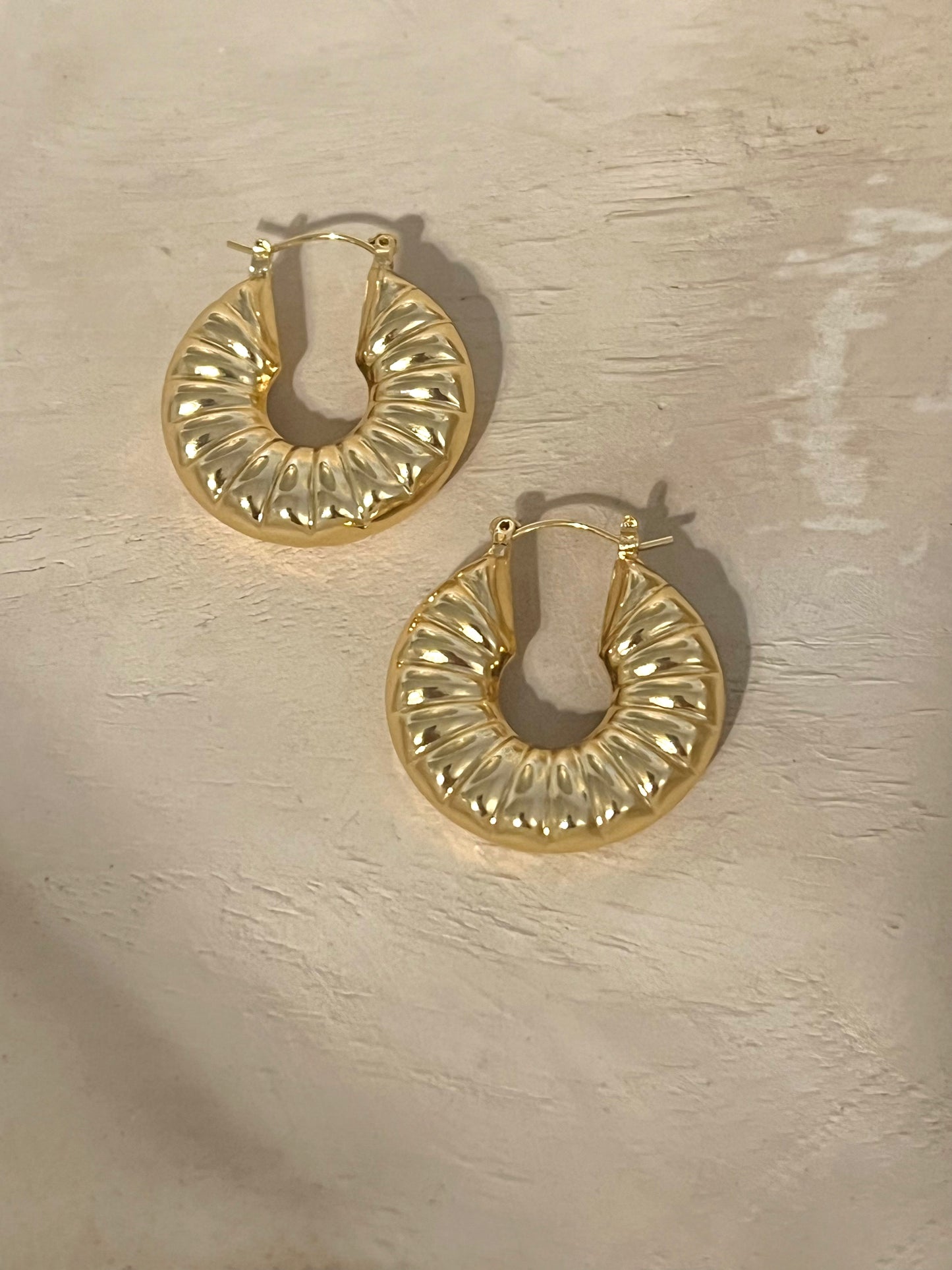 Endless Gold hoops